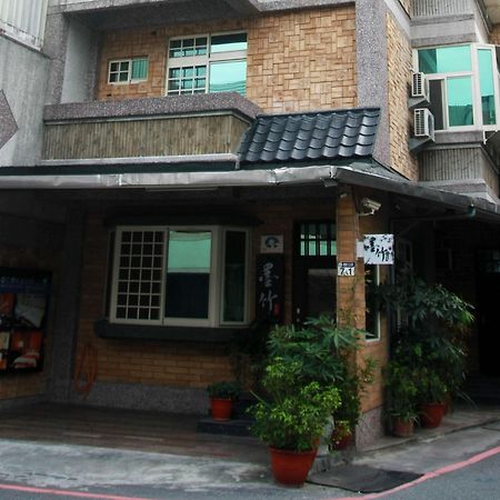 Black Bamboo Hostel Hualien City Exterior photo